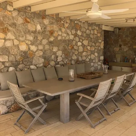 Venetia Apartment Porto Heli