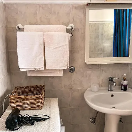 Venetia Πόρτο Χέλι