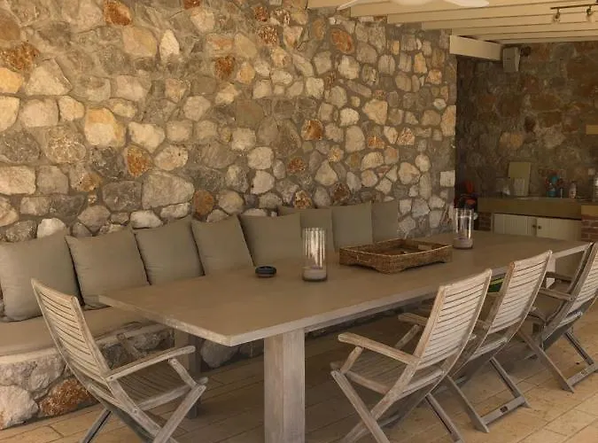 Venetia アパート ポルト・ヘリ