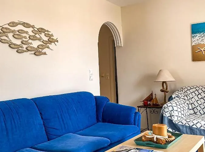 Venetia アパート